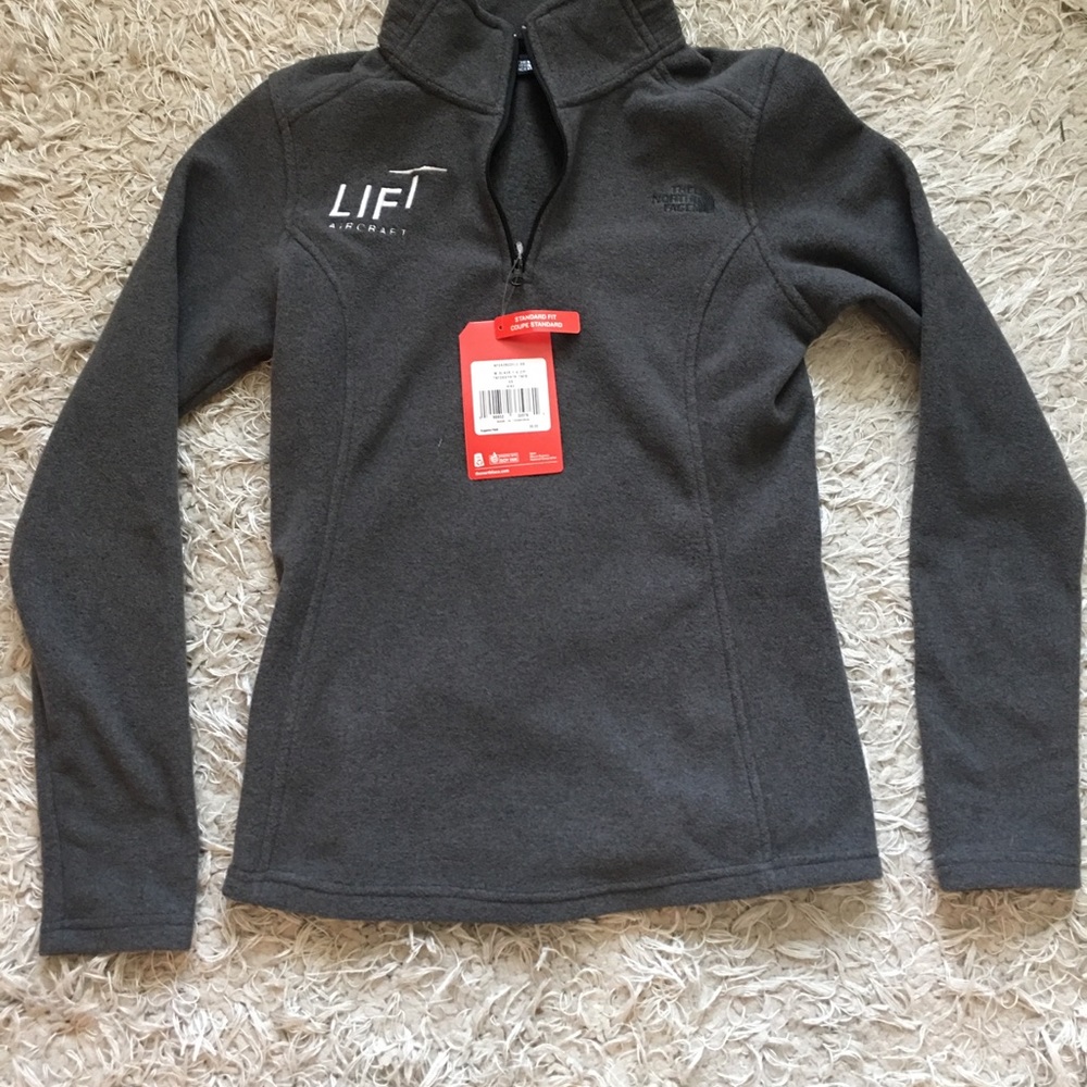 New with tag North face sweater on E bay